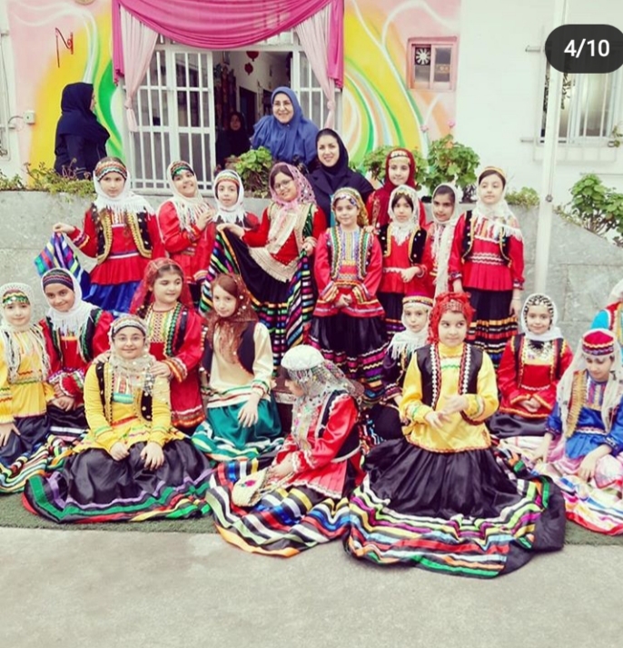نمایشگاه غذاهای محلی دانش آموزان باران اندیشه به مناسبت روز رشت
